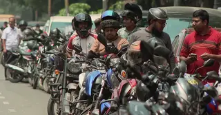 ফুয়েল পাশ অ্যাপে শৃঙ্খলা ফিরলেও কারিগরি জটিলতায় কমেনি ভোগান্তি